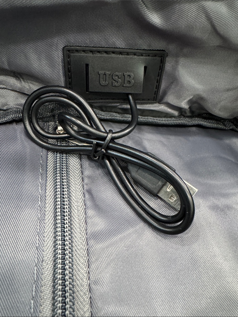 Amazon Green Travel Backpack - Picture 13 of 14